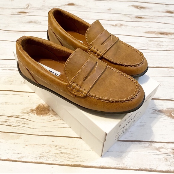 Steve Madden Other - STEVE MADDEN Camel Loafers Dress Shoes NWT
